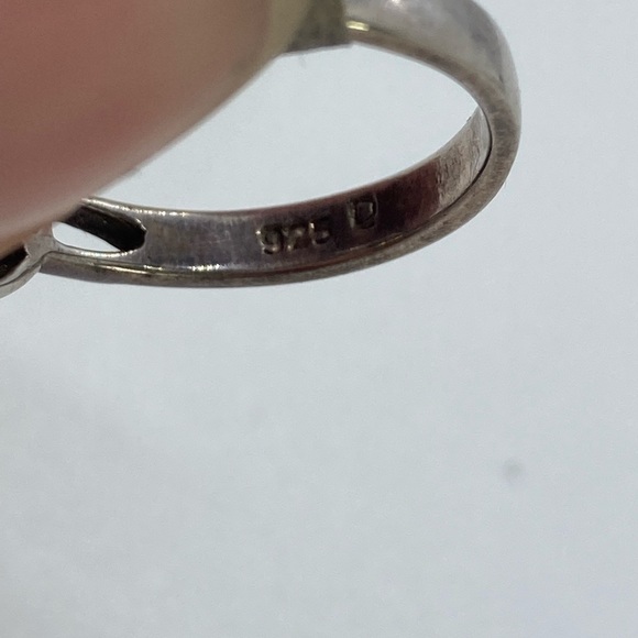 BOGO50 Sterling silver garnet ring - Picture 5 of 6